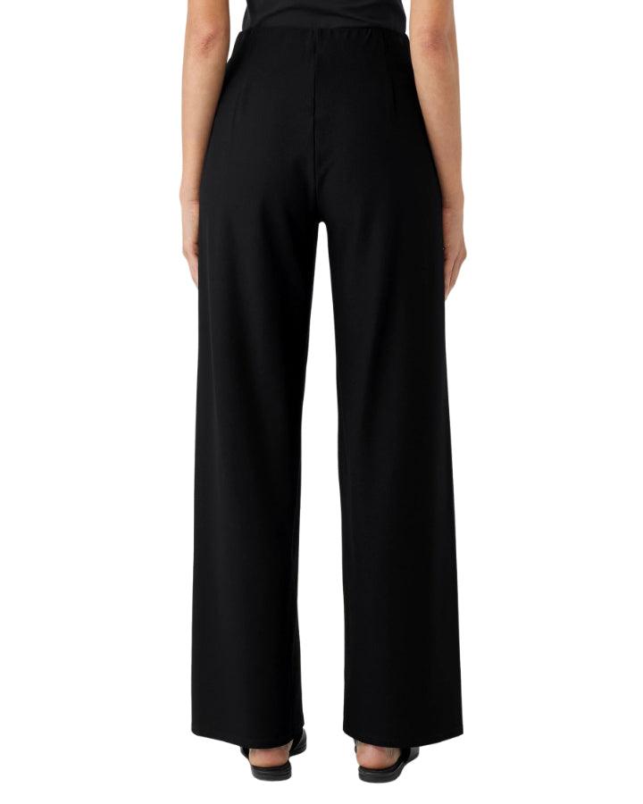 https://www.blus.com/cdn/shop/products/eileen-fisher-stretch-crepe-wide-pant-4.jpg?v=1707312316