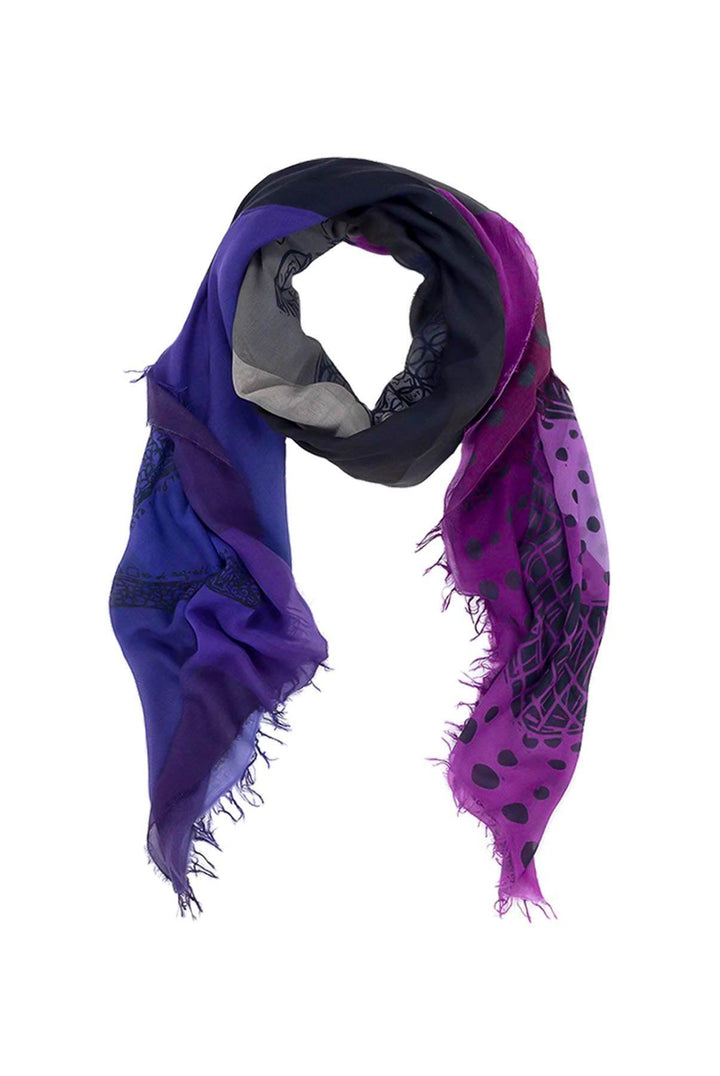 Suzi Roher - 4 Endowments Scarf